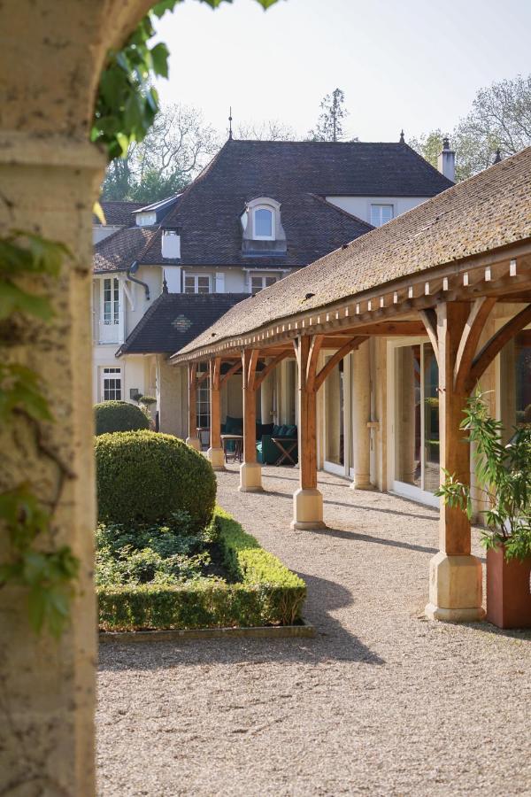 Hostellerie De Levernois Exteriör bild